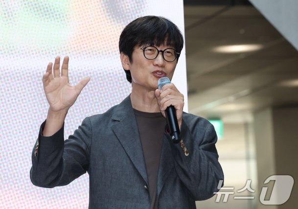 네이버 이해진·최수연, 브룩필드 본사 방문…AI 빅딜 전망 : 네이트 뉴스