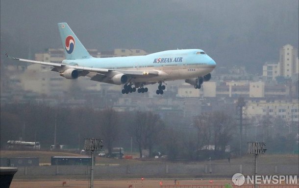 오늘밤 '우한 3차 전세기' 출발…中국적자 포함 150여명 데려온다 : 네이트 뉴스