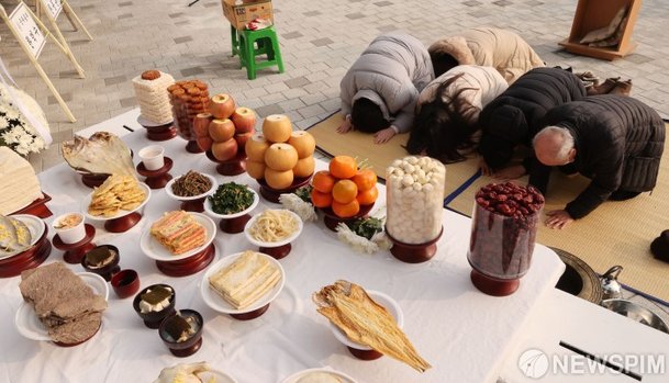 북녘의 조상님에게 올리는 차례 : 네이트 뉴스