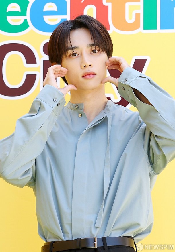 더보이즈 선우 '볼하트 장인' : 네이트 연예