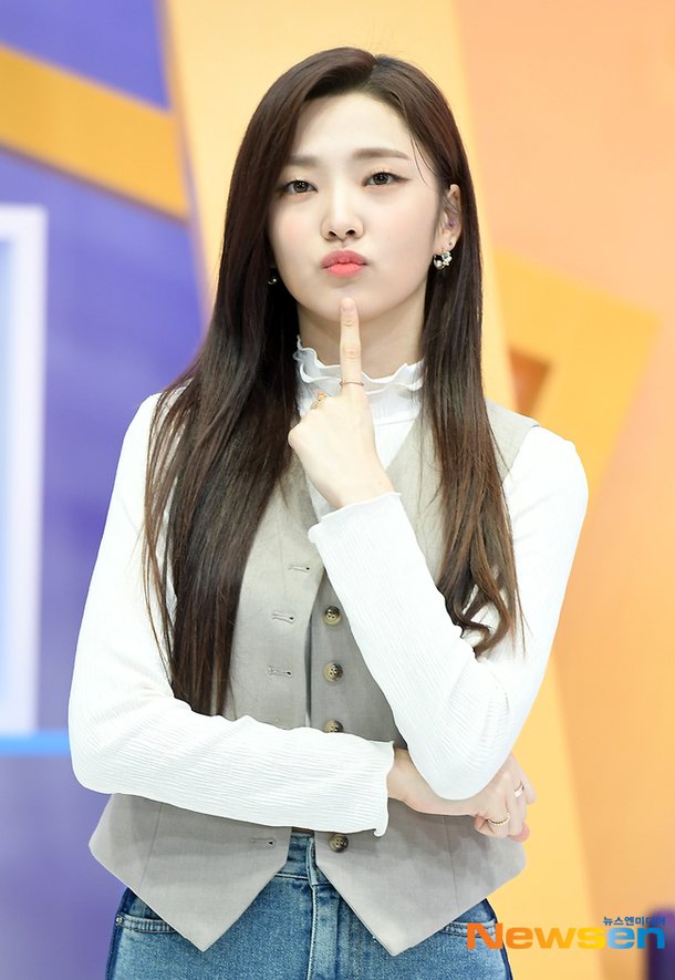 위클리 소은, 매력적인 무쌍미모~[포토엔HD] | 네이트 연예