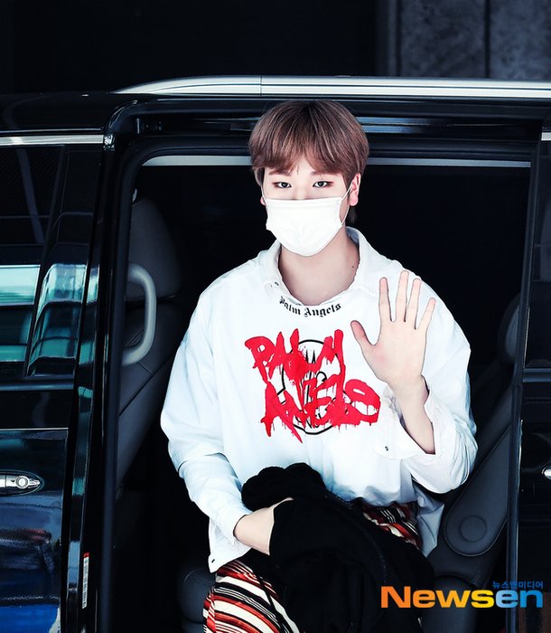 BAE173 도현 '마스크 위로 보이는 소년미' [포토엔HD] : 네이트 연예