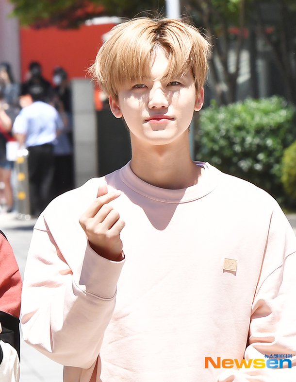 NCT DREAM 재민, 포즈에 심쿵 [포토엔HD] : 네이트 연예