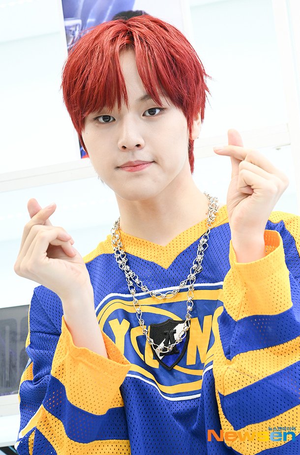 BAE173 도현, 아이컨택 더블하트 [포토엔HD] : 네이트 연예