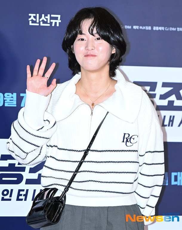 이연, 미소 머금고 [포토엔HD] : 네이트 연예