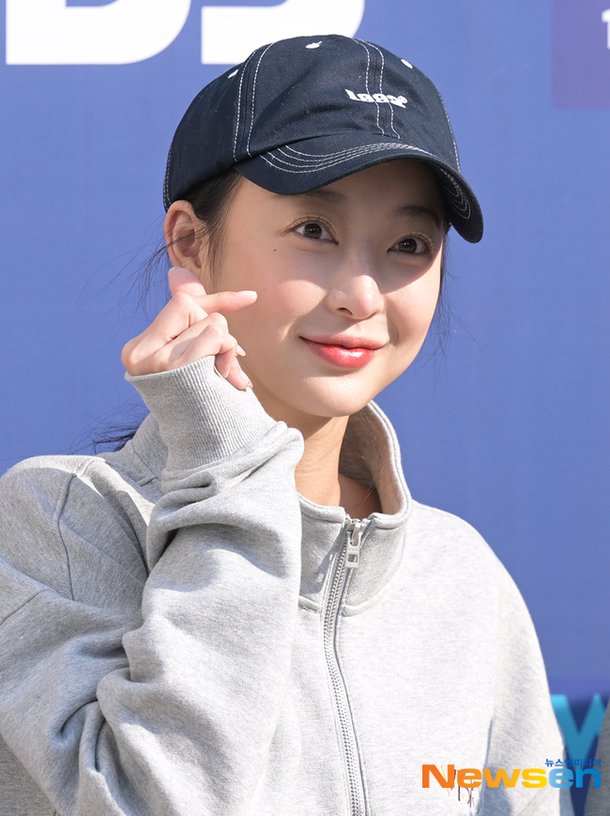 EXID 혜린, 더 예뻐진 미모[포토엔HD] : 네이트 연예