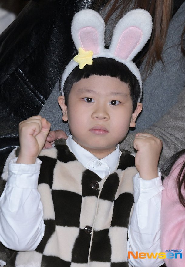 김준, 계묘년 파이팅![포토엔HD] : 네이트 뉴스