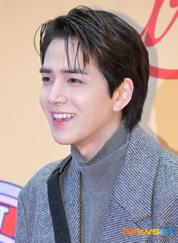 더보이즈 영훈, 여심 녹이는 미소[포토엔HD] : 네이트 연예