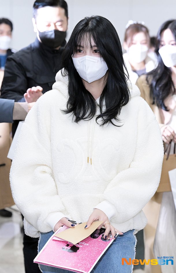 트와이스 모모, 까만머리에 청순 모모[포토엔HD] | 아이돌24시 : 네이트 연예