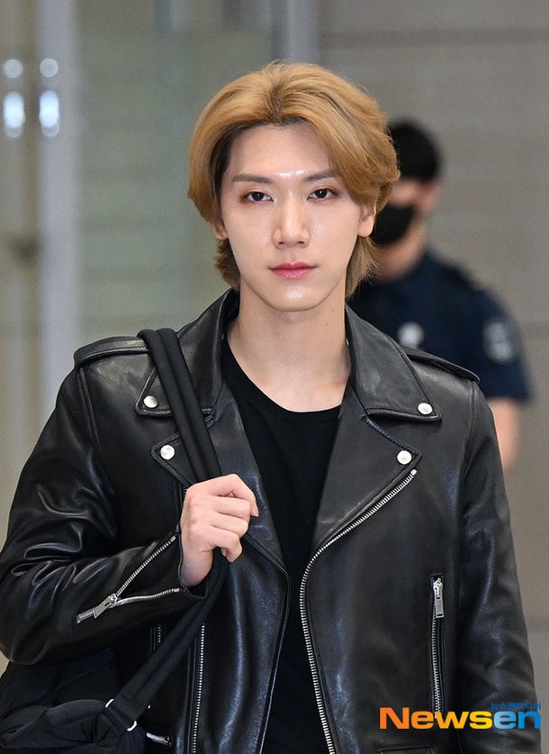 NCT 텐, 그윽한 눈빛 [포토엔HD] | 아이돌24시 : 네이트 연예