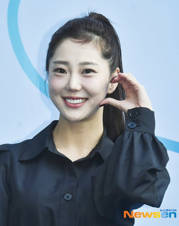 기상캐스터 김가영, 포즈가 화보 뺨치네 [포토엔HD] : 네이트 연예