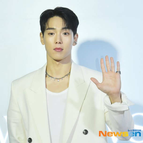 몬스타엑스 셔누, 표정에 묻어나는 자신감 [포토엔HD] : 네이트 연예