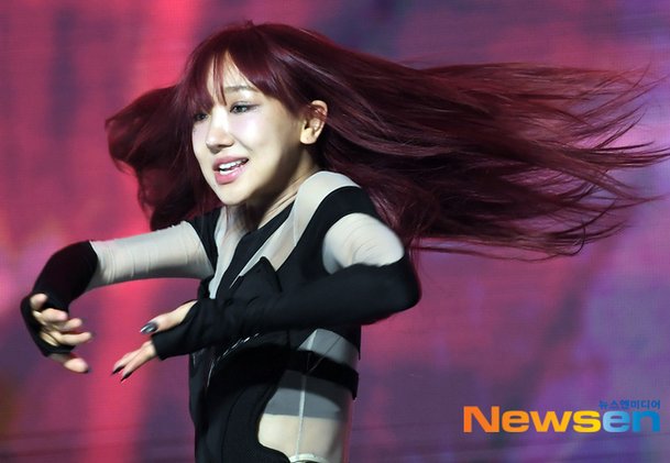 엠마, 스우파 출신 BADVILLAIN [포토엔HD] : 네이트 연예