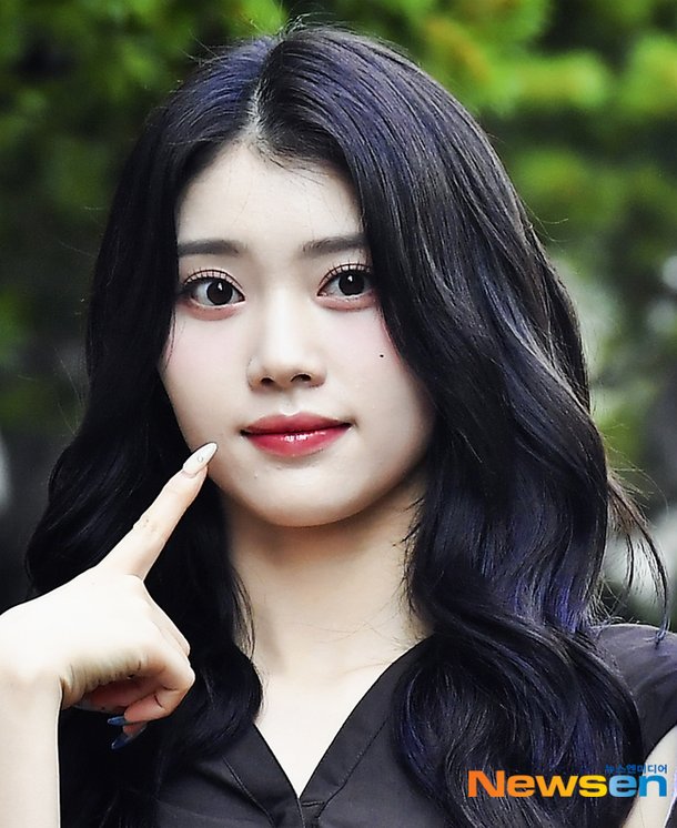 Kep1er 샤오팅, 출근길 화보 컷 [포토엔HD] : 네이트 연예