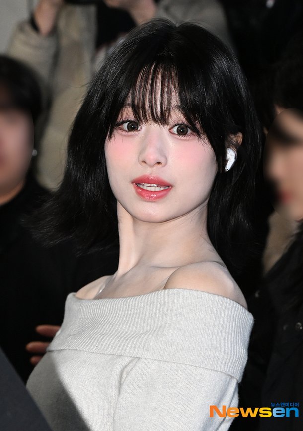 베이비몬스터 아현, 단발여신 '아이컨택에 심쿵!' [포토엔HD] : 네이트 연예