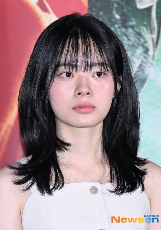이재인, 몽환적인 미모 [포토엔HD] : 네이트 연예