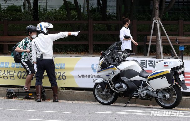 이륜차 법규위반 특별단속하는 경찰 네이트 뉴스