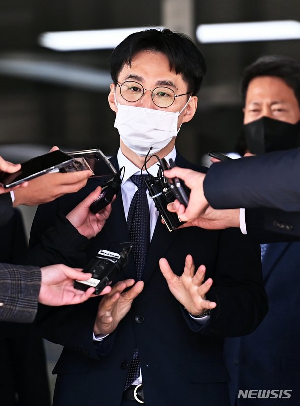 퇴임식 마치고 소감 밝히는 박하영 차장검사 : 네이트 뉴스