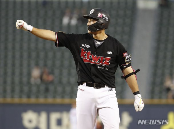 강현우, 1점 추가요 : 네이트 스포츠