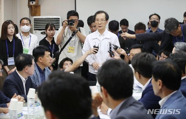 발언하는 이강섭 샤니 대표이사 : 네이트 뉴스
