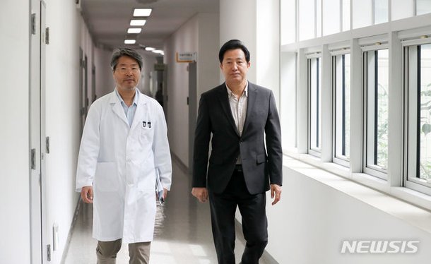 서울시 보건환경연구원 찾은 오세훈 서울시장 : 네이트 뉴스 서울시 보건환경연구원 찾은 오세훈 서울시장 : 네이트 뉴스