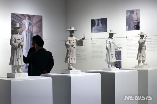 가나아트, 한진섭 개인전 '성 김대건 안드레아 신부, 바티칸에 서다' : 네이트 뉴스