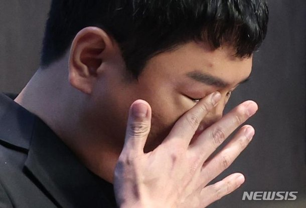 깊은 슬픔 : 네이트 뉴스