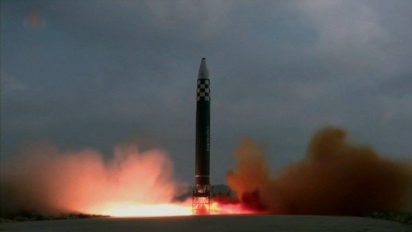 일본 방위성 18일 쏜 북 Icbm 사거리 1만 5천km 이상 될 것 네이트 뉴스