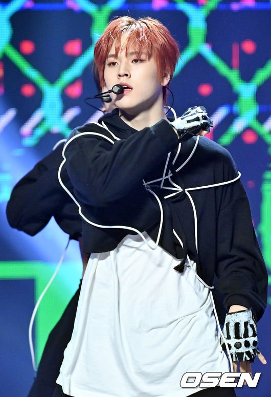 [사진]BAE173 도현,'파워 넘치는 무대' : 네이트 연예