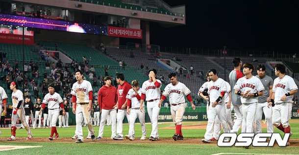 '7연전 돌입' LG…'3일 휴식' SSG, 1위 싸움 유리할까? : 네이트 스포츠