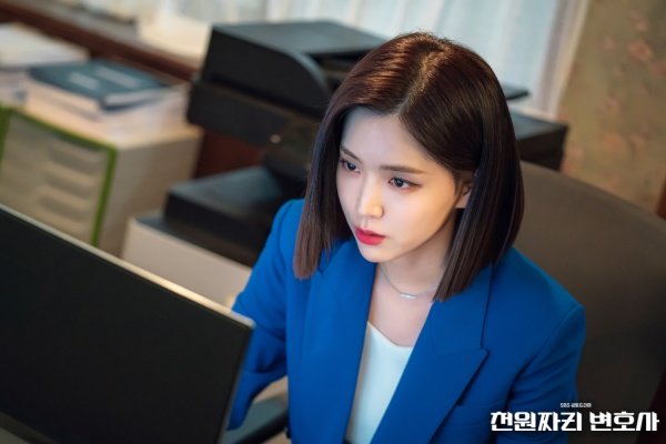 김지은신현빈→최성은, 나쁜X들 잡는 카리스마 여성 법조인 캐릭터 : 네이트 뉴스