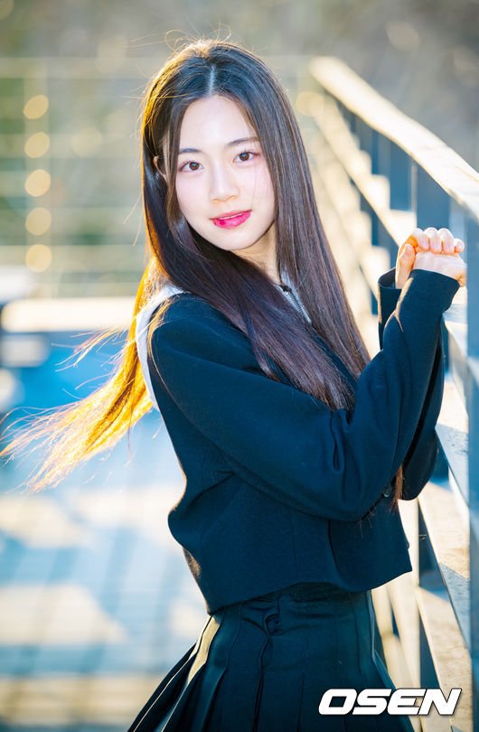 [사진]이가연,'석양에 빛나는 머릿결' : 네이트 연예