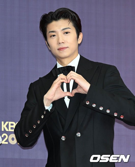 2PM 장우영, 산불 피해 복구 위해 1억원 기부 