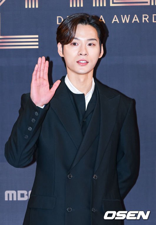 윤지온 측 