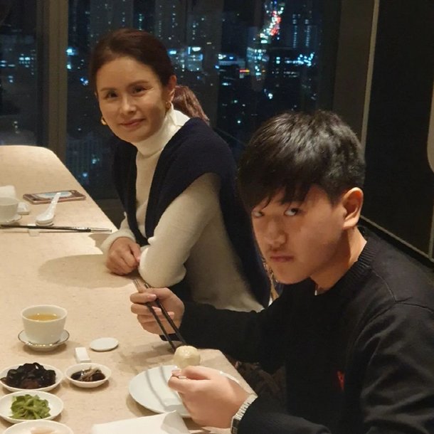 최승경♥임채원, 아들 훈남으로 잘 키웠네… 최승경♥임채원, 아들 훈남으로 잘 키웠네…