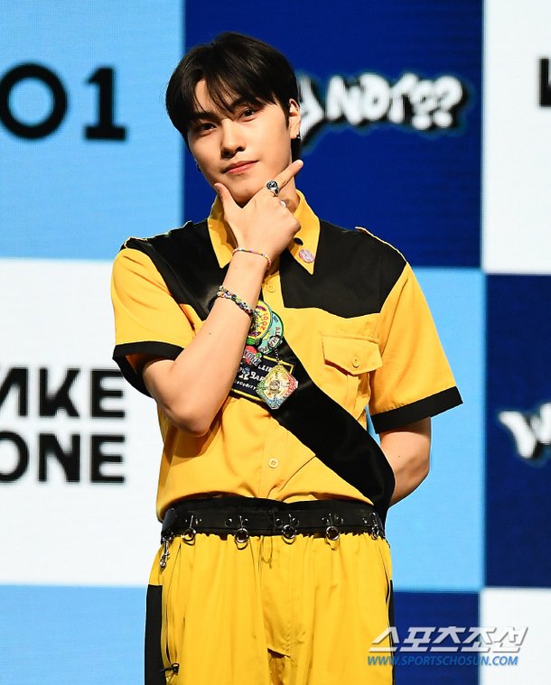 [포토] TO1 렌타 '잘생김' : 네이트 연예