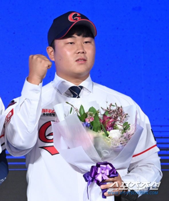 &amp;quot;WBC 이범호 동점타에 반했죠&amp;quot; 대학야구 &amp;#39;석동렬&amp;#39;의 도전…150㎞ 돌직구 통할까 [인터뷰] : 네이트 스포츠