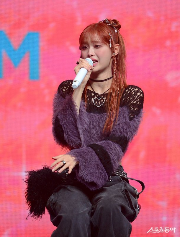 눈물 흘리는 츄 [포토] : 네이트 연예
