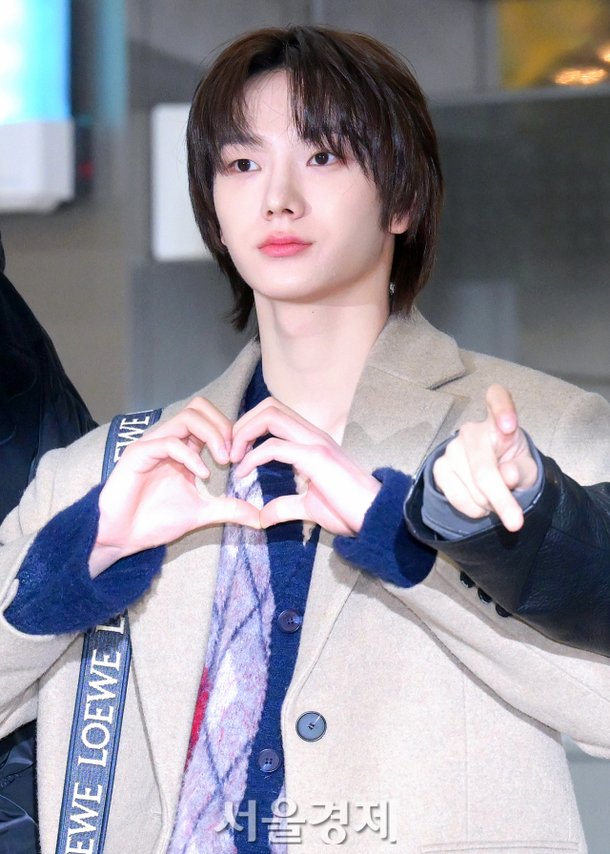 보이넥스트도어 성호, 원도어에게 보내요 [SE★포토] : 네이트 연예