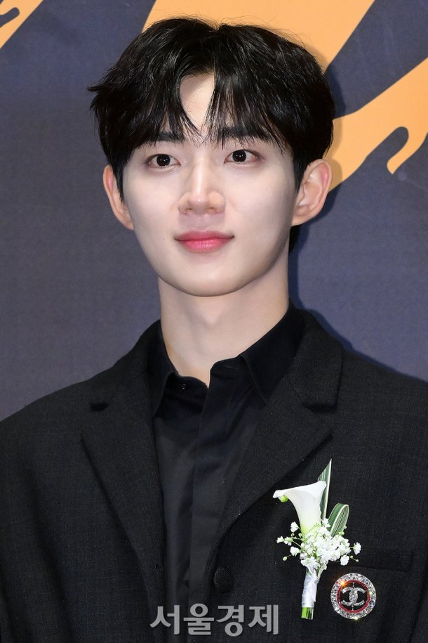 템페스트 형섭, 여전히 동글동글 깜장콩 [SE★포토] : 네이트 연예