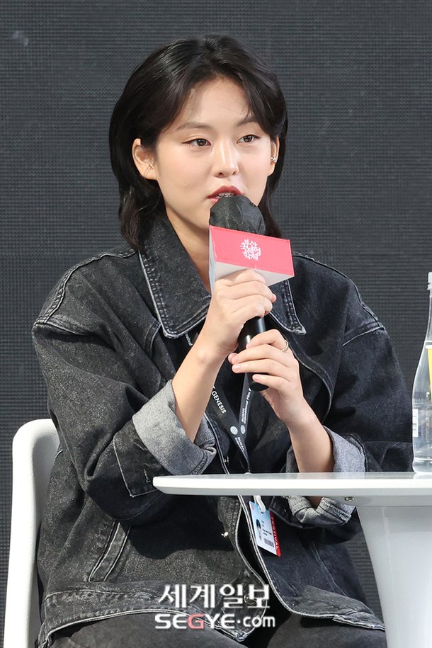 [포토] 이연 '멋진 연기 기대하세요!' : 네이트 연예