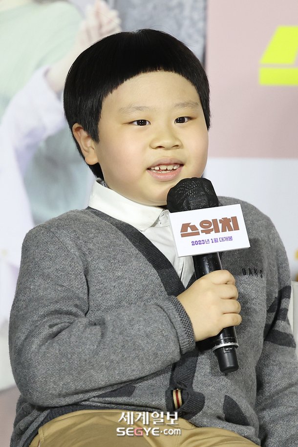 [포토] 김준 '행복한 미소' : 네이트 연예