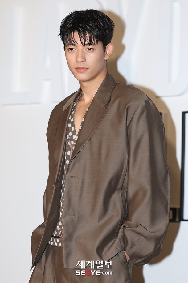 [포토] 로몬 '완벽한 외모' : 네이트 연예