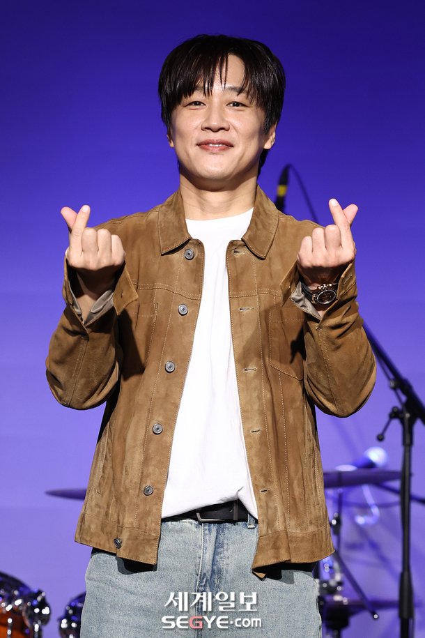 [포토] 차태현 '아묻따밴드 객원 보컬' : 네이트 연예
