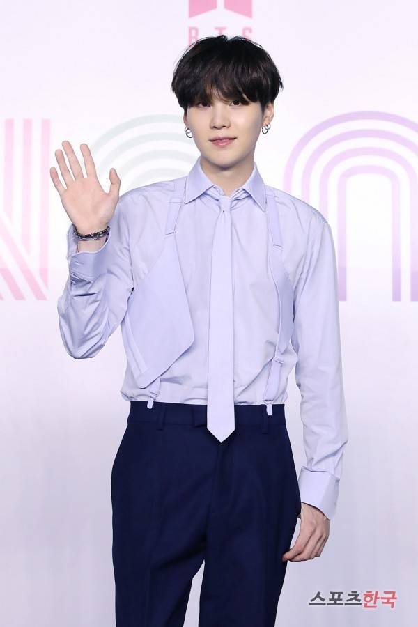 방탄소년단 슈가, 21일 '어거스트 디' 첫 공식 솔로 앨범 '디 데이' 발매 : 네이트 뉴스
