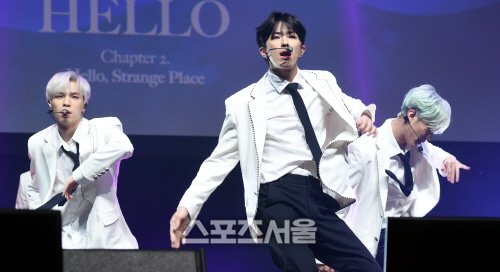 [포토] CIX 용희, 남성미 물씬 : 네이트 연예