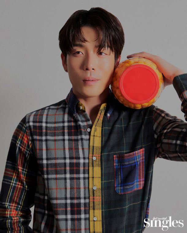 2AM, 완전체로 더욱 빛난 4인 4색 매력[★화보] | 네이트 연예