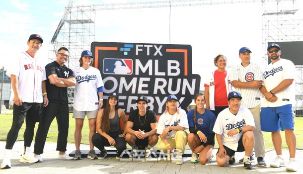 [포토] 포즈 취하는 MLB 홈런더비 선수들 : 네이트 스포츠