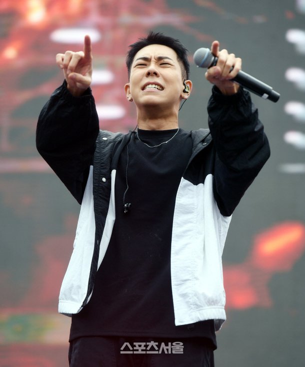 [포토] 로꼬 '흥에 취해' : 네이트 연예