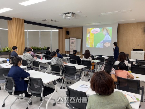전주시립 인후도서관, 이승수 한국영상영화치료학회 고문 초청 영화 심리…